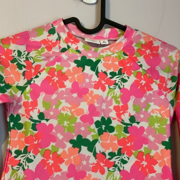 Crown and Ivy Kids Floral Butterfly Ruffle Hem Rash Guard Swim Shirt size 6X - Picture 2 of 12
